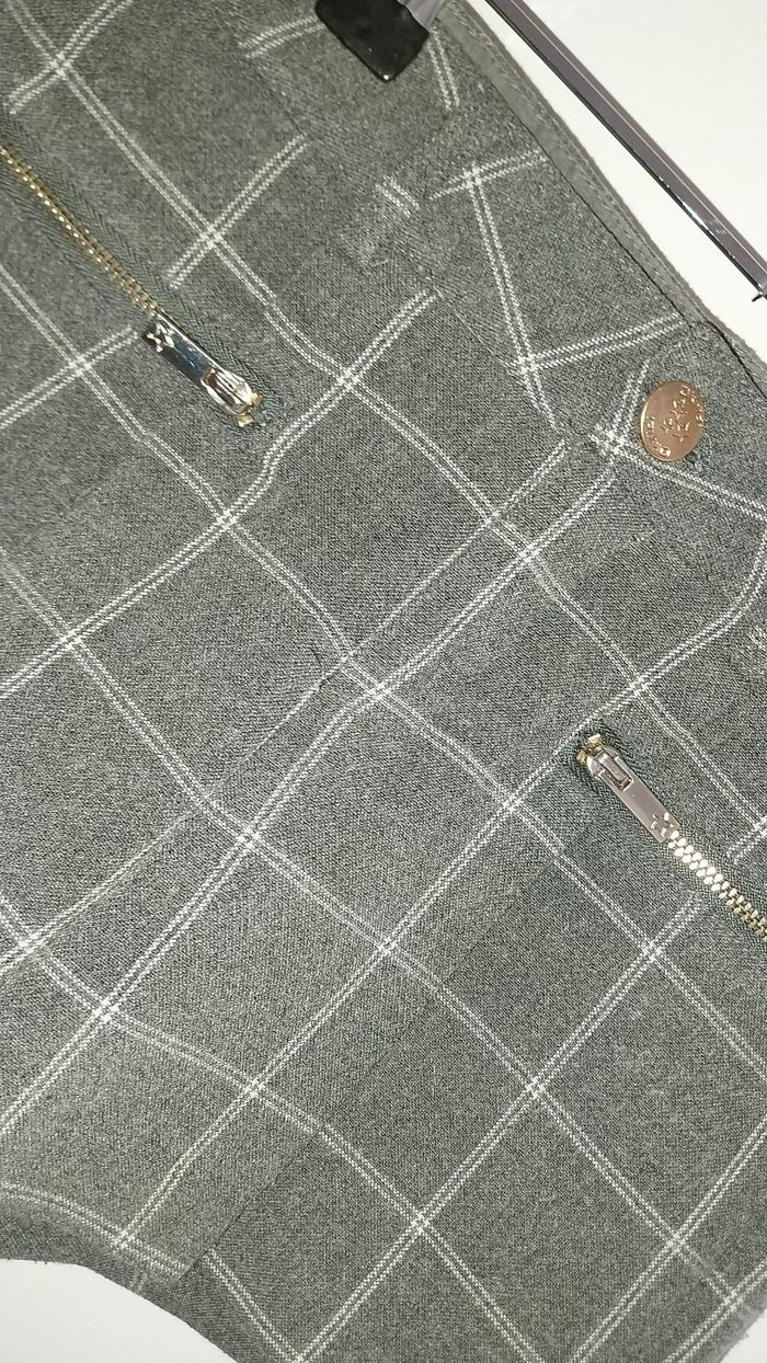 Short chino Okaidi Excellent état Taille 7 ans - photo numéro 6