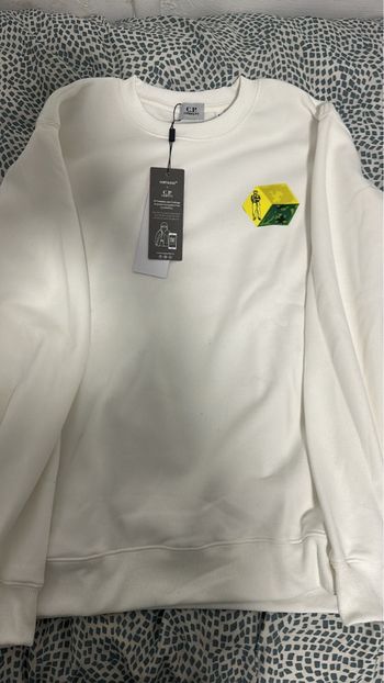 Sweat CP Company blanc logo jaune taille M neuf avec étiquette