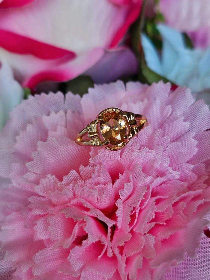Bague avec pierre morganite