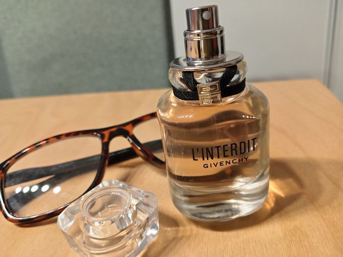 Parfum neuf  sans la boîte 35 ml  juste essayé 35 euros remise en main propre Brest - photo numéro 6