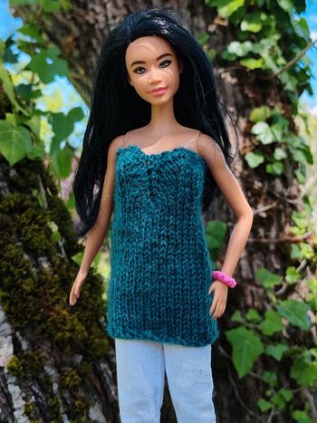 Robe bleue pour barbie