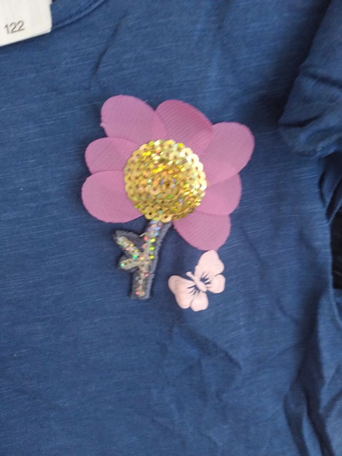 T shirt fleurs - photo numéro 2