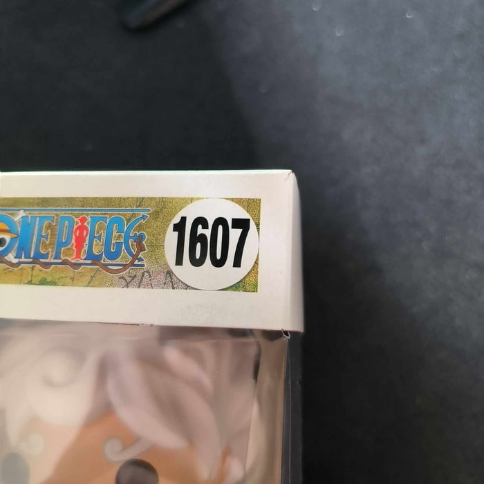 Lot 2 Figurines Funko Pop / Luffy Gear Five N°1607 / One Piece / (1Chase + 1Normal) - photo numéro 8