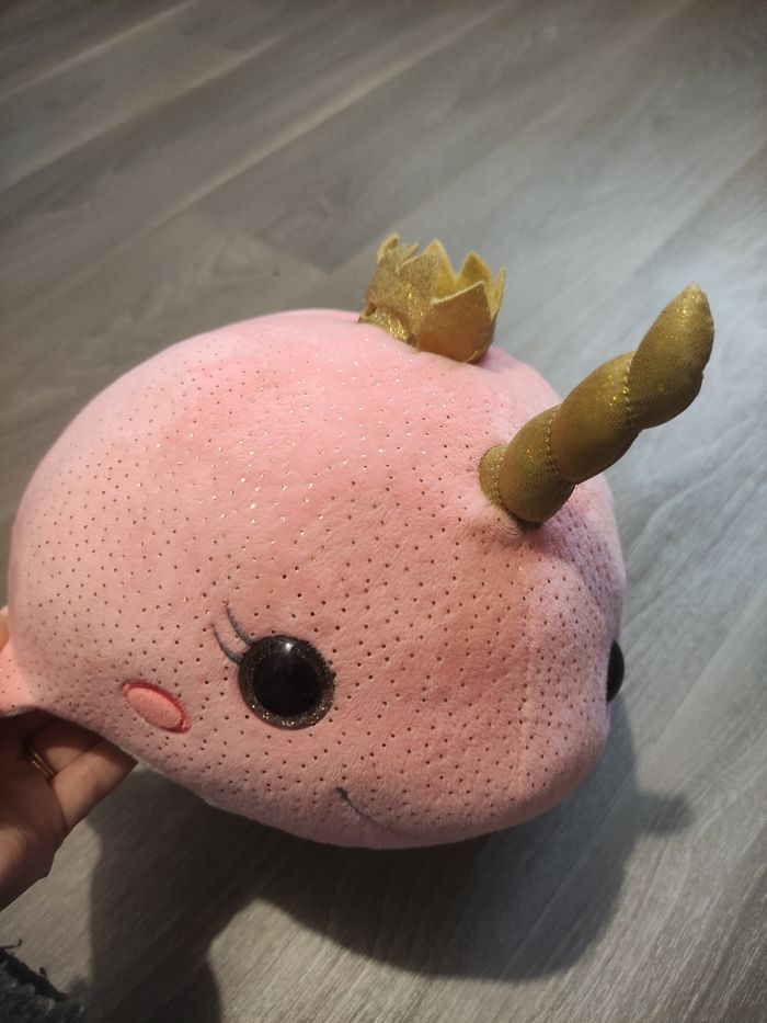 Très belle peluche baleine bellabloo en très bon état très peu joué avec - photo numéro 2