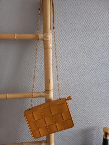 Sac à main jaune moutarde