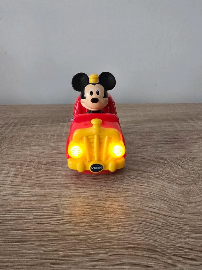 Tut Tut bolide Disney - Le Magi-camion de pompier de Mickey - Vtech