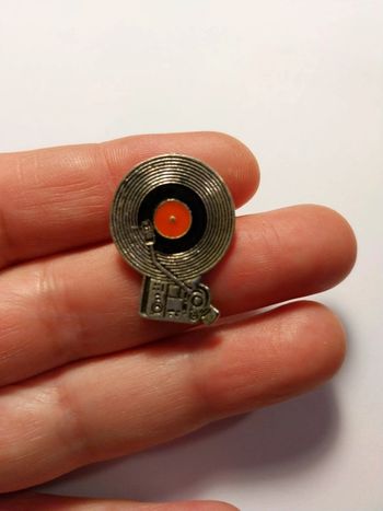 Pins disque vynile dj