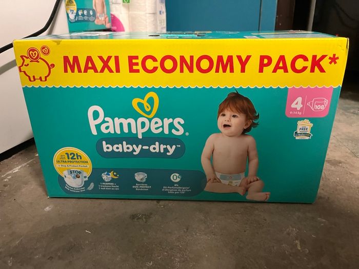 Couche Pampers