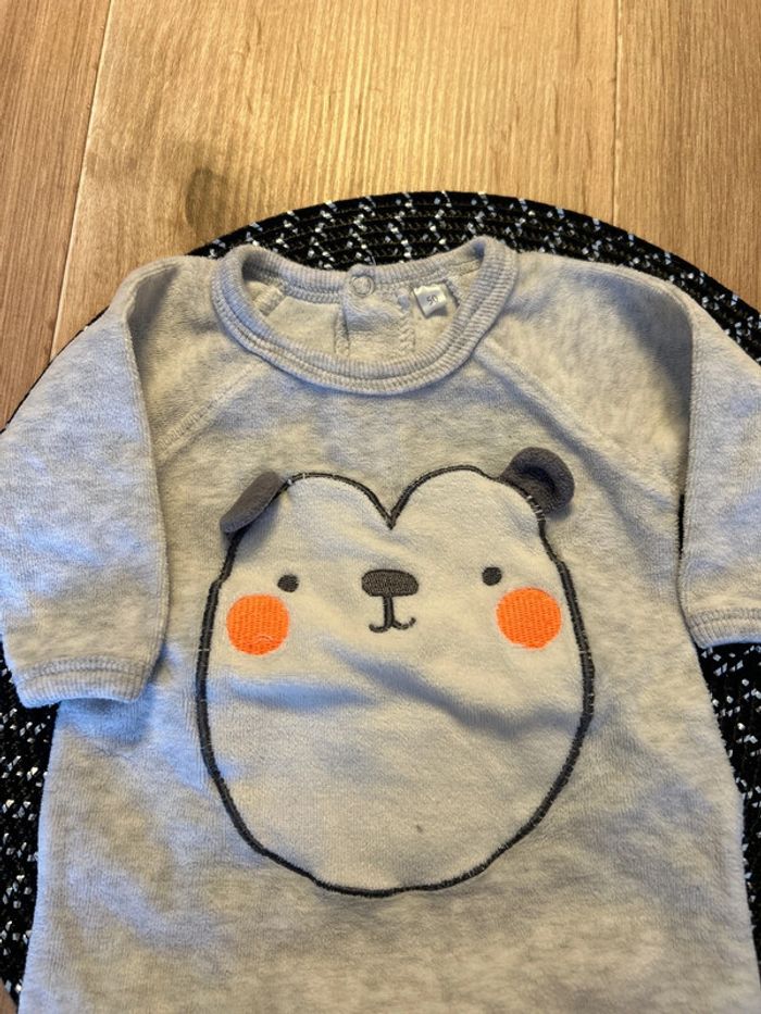 Pijama 1 mois - photo numéro 2