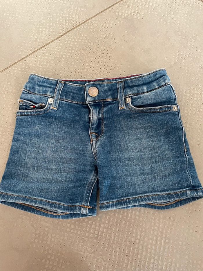 Short En Jean Tommy Hilfiger 5 Ans