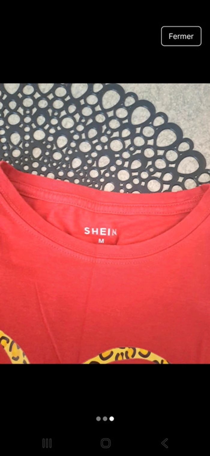 Tee shirt Motif cœur Taille M Shein - photo numéro 3