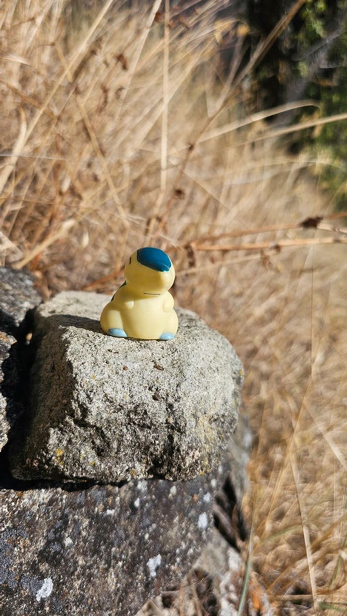 Super figurine Pokemon Nintendo finger puppet hericendre