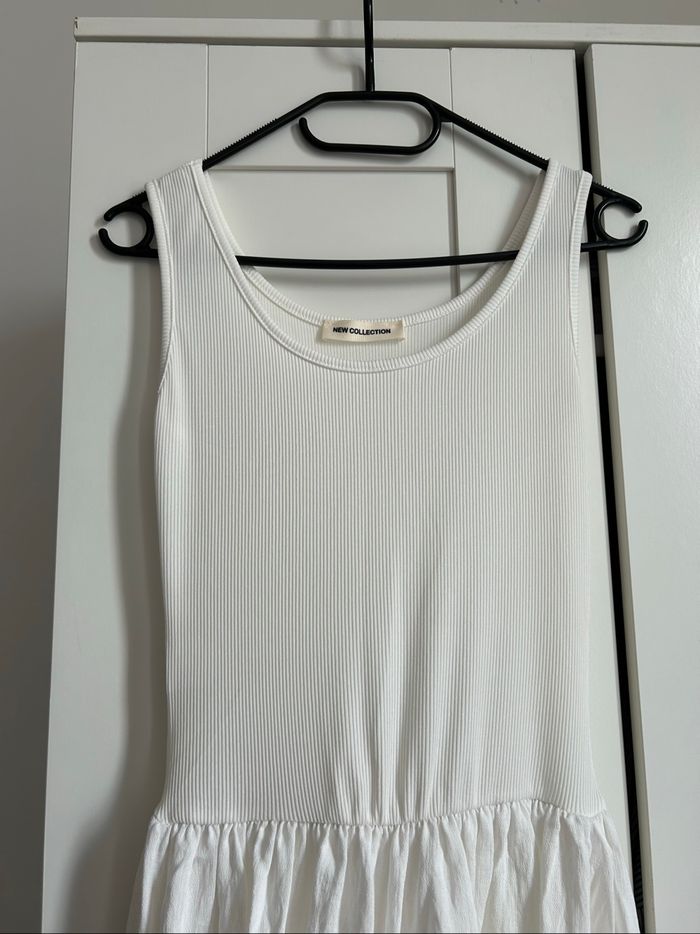 Robe blanche longue unie d’été Évasée Neuve New Collection Taille Unique - photo numéro 4
