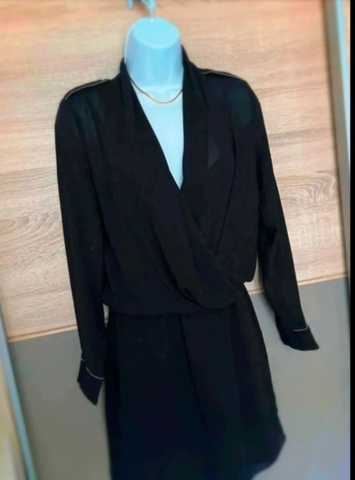 Robe noir - photo numéro 2