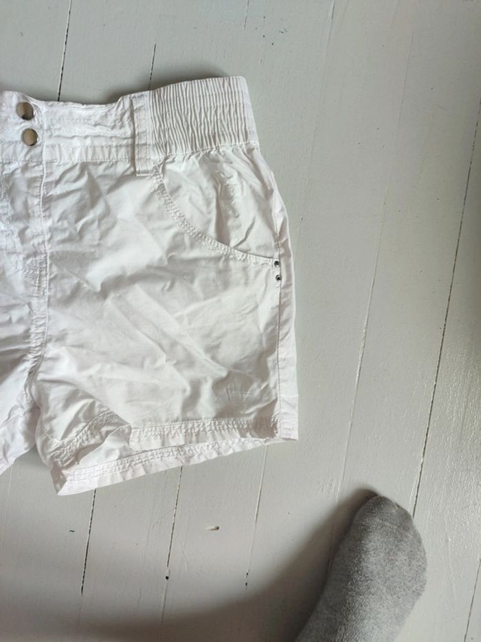 Short blanc - photo numéro 3