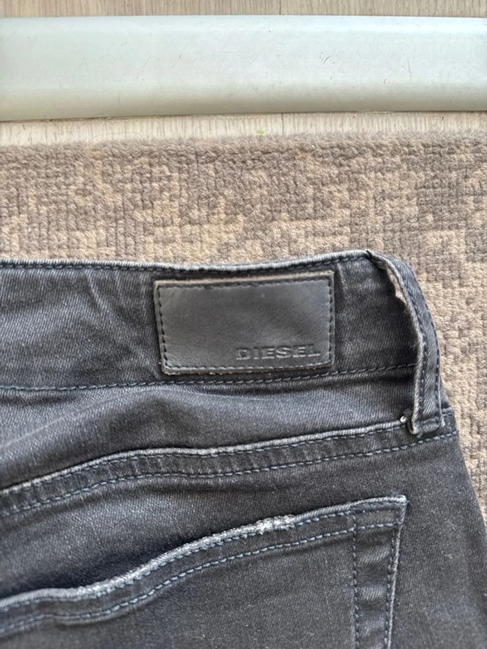 Jean slim noir Diesel Femme – W25 L30 – Bon état - photo numéro 13