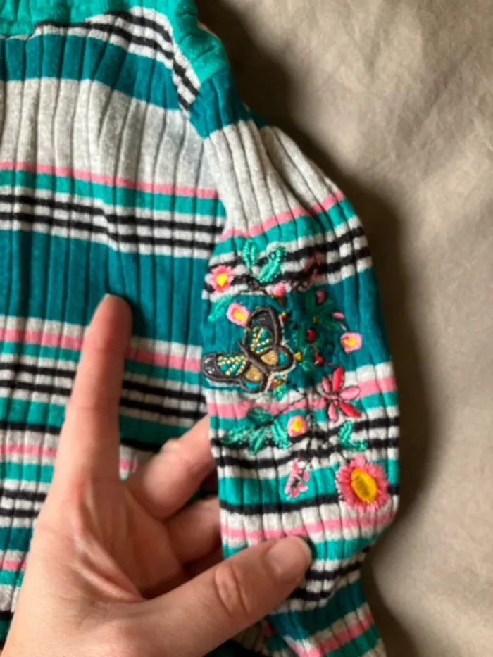 Pull 2 ans - photo numéro 2