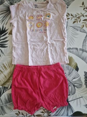 Ensemble et/ou pyjama short tee-shirt 3ans