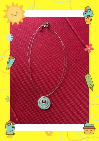 Collier vert menthe argenté