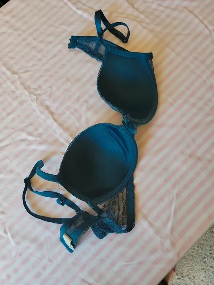 Soutien gorge taille 85C - photo numéro 4