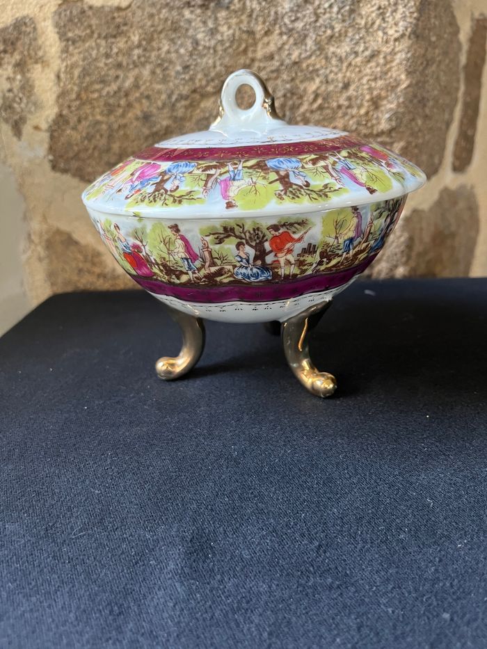 Boîte, vide poche en porcelaine Vintage - photo numéro 3