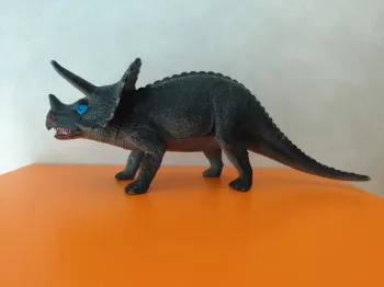 Triceratops 27 cm