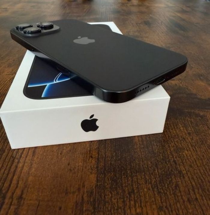 iPhone 16 pro max - photo numéro 3