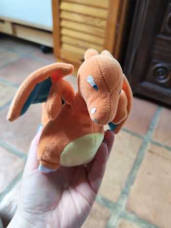 Peluche Pokémon Dracaufeu