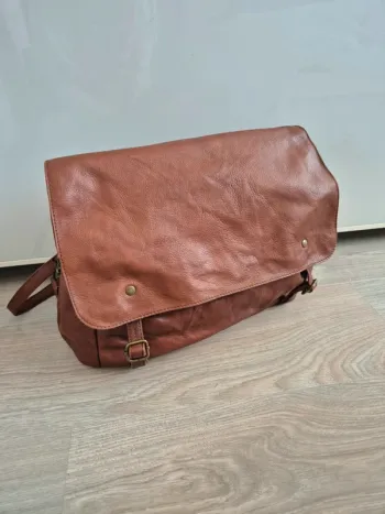 Sac en cuir bordeaux the Genuine Leather