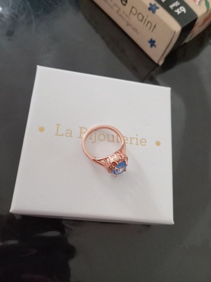 Bague fantaisie - photo numéro 2