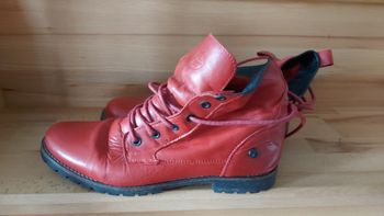 Chaussures montantes en cuir