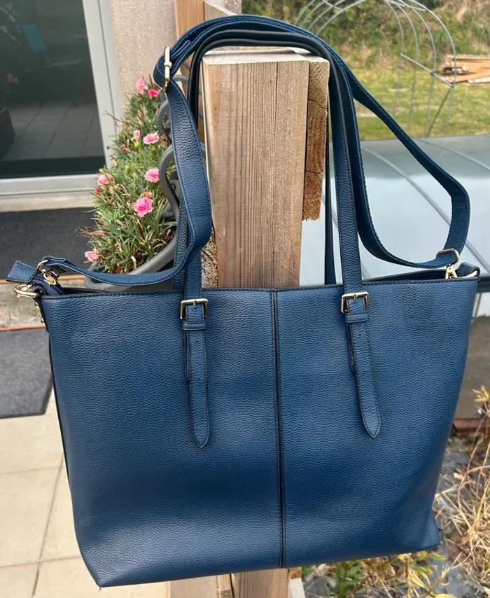 Tote bag en parfait état - photo numéro 2