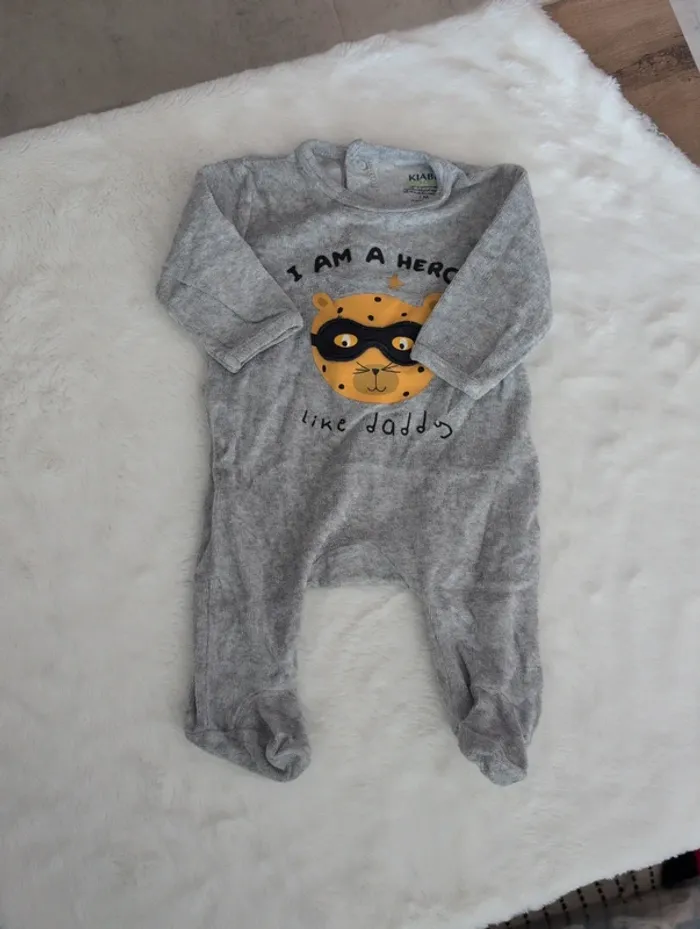 Pyjama Kiabi 1 mois - photo numéro 3