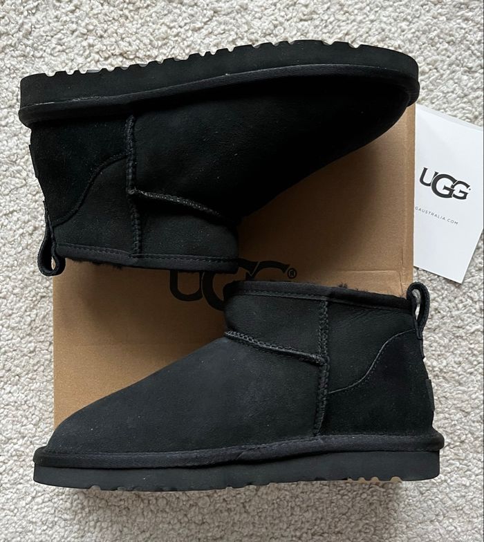 Bottines UGG Classic Ultra Mini Platform - Taille 39 - Neuves