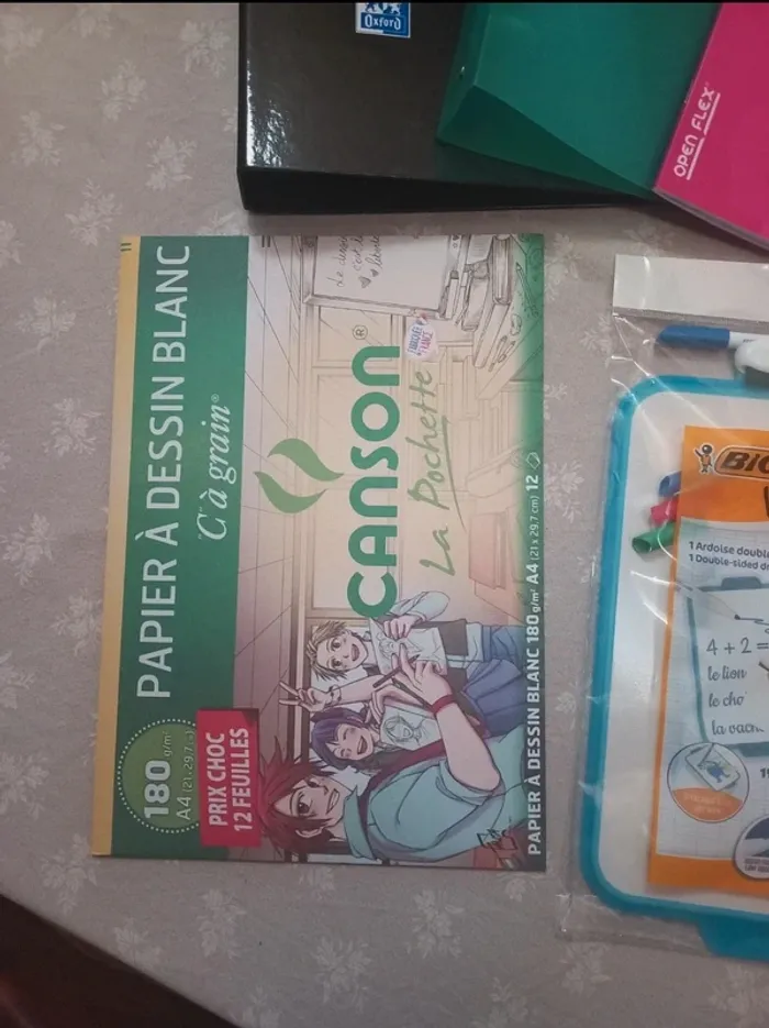 Lot fournitures scolaires - photo numéro 3