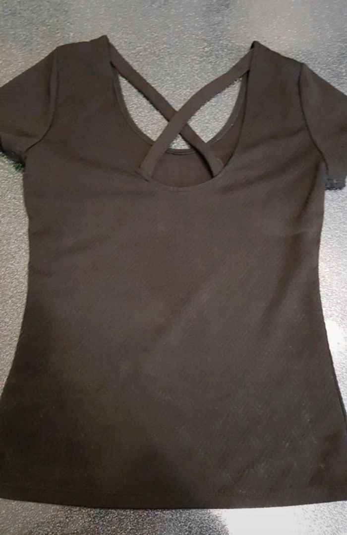 T shirt noir - photo numéro 2