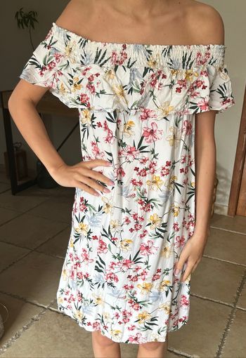 Robe fleurie blanc