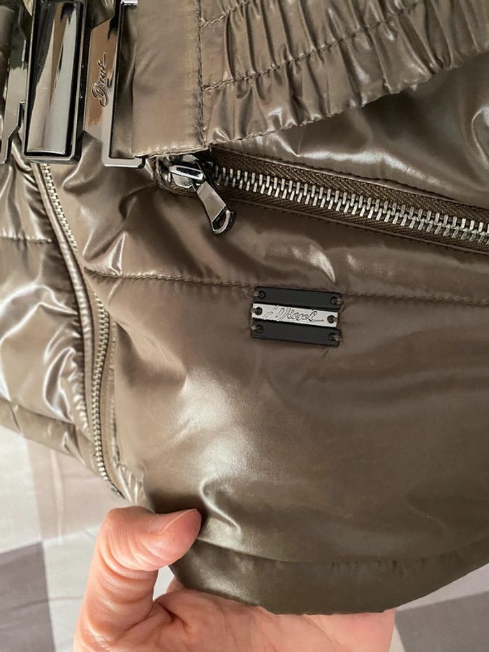 Superbe belle doudoune sans manche Diesel Vintage Y2K brun brillant taille M neuve sans étiquette - photo numéro 6