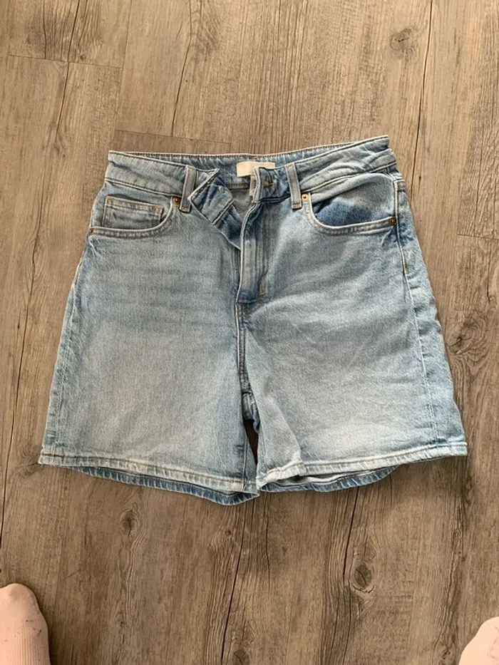 Short jean
