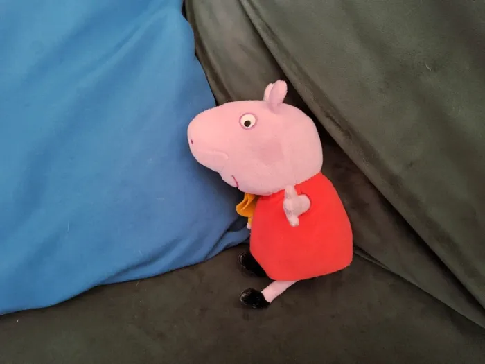 Peluche Peppa Pig 27cm - photo numéro 4