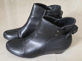 bottines noires T39