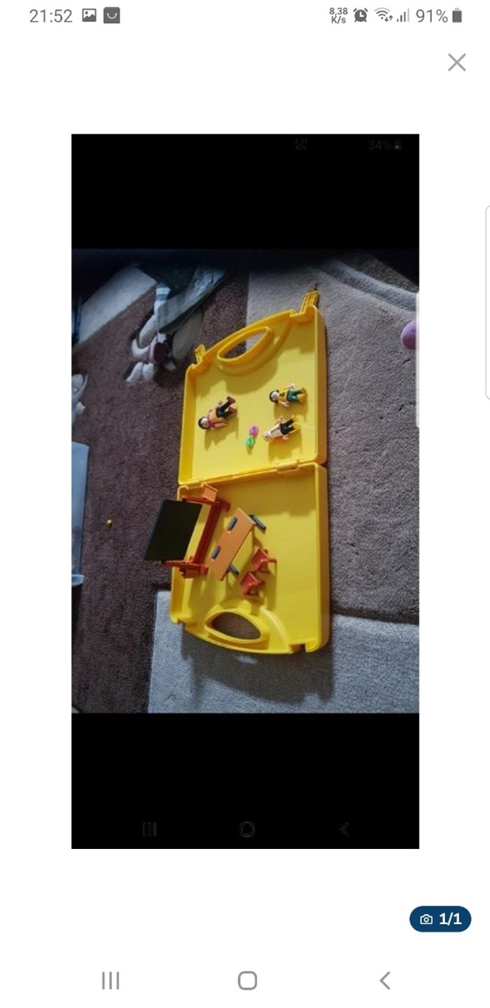 Valisette maîtresse et élèves playmobil