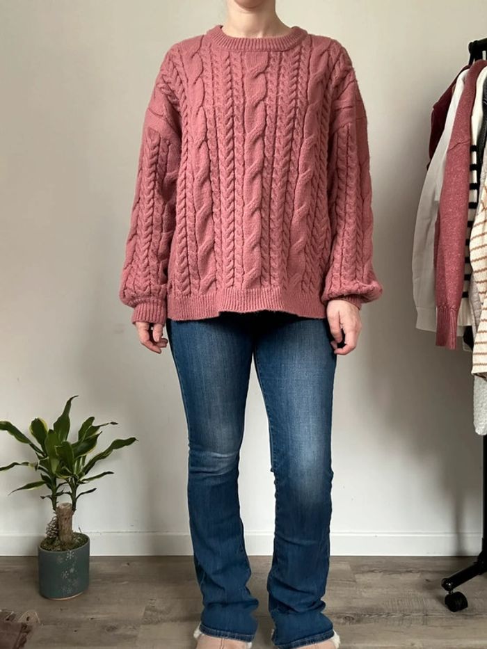Pull torsadé vieux rose New Collection – Doux et cosy, taille unique (36-42), très bon état 💖 - photo numéro 2