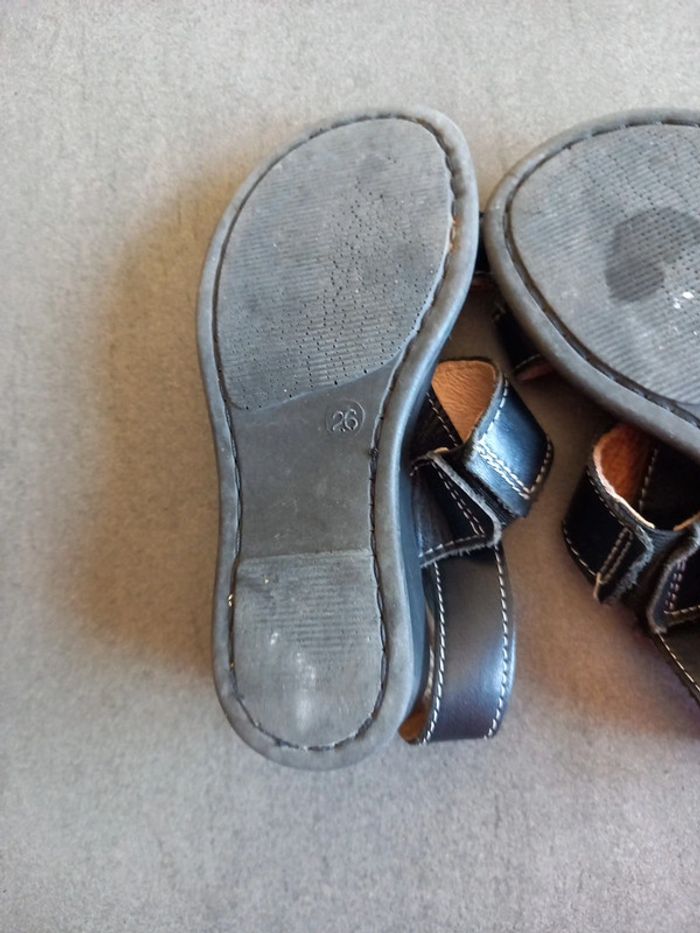 Chaussure fille taille 26 - photo numéro 6
