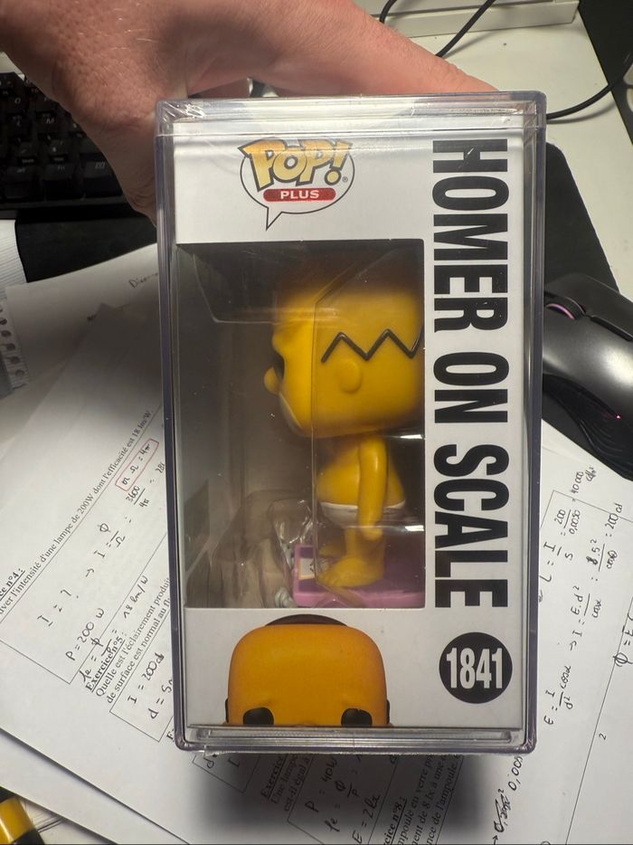 Funko POP! Homer Simpson on scale #1841 - photo numéro 4