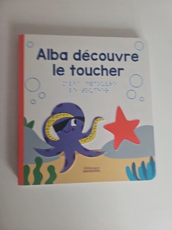 Livre Alba découvre le toucher