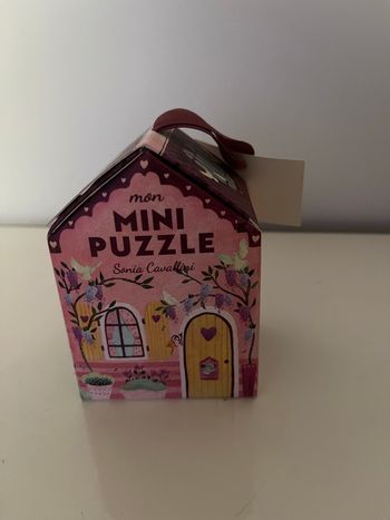 Mini puzzle