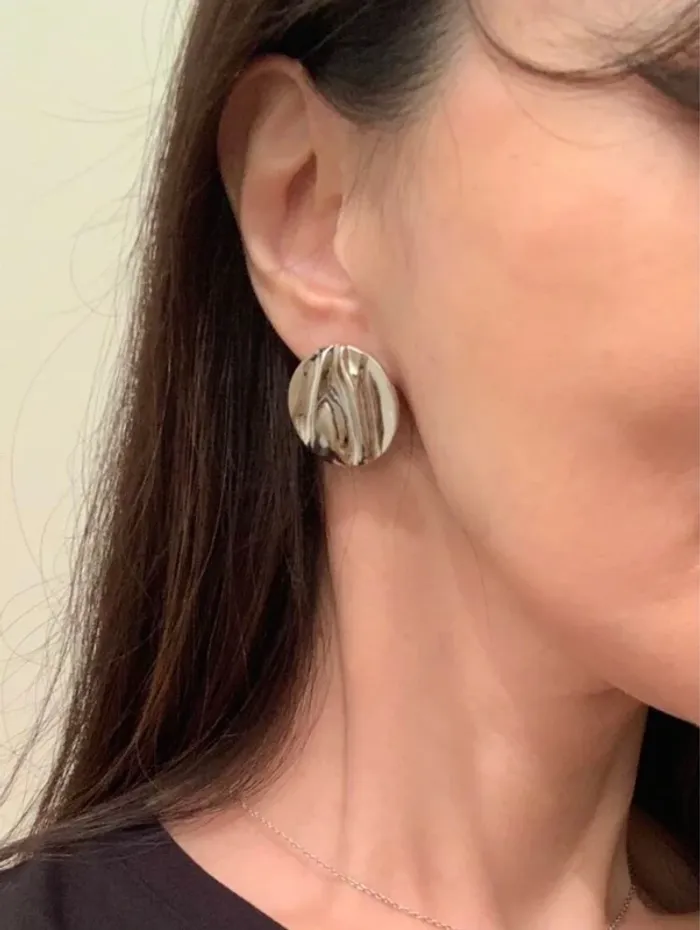 Clous d'oreilles texturé - Neuf 🩶 - photo numéro 4