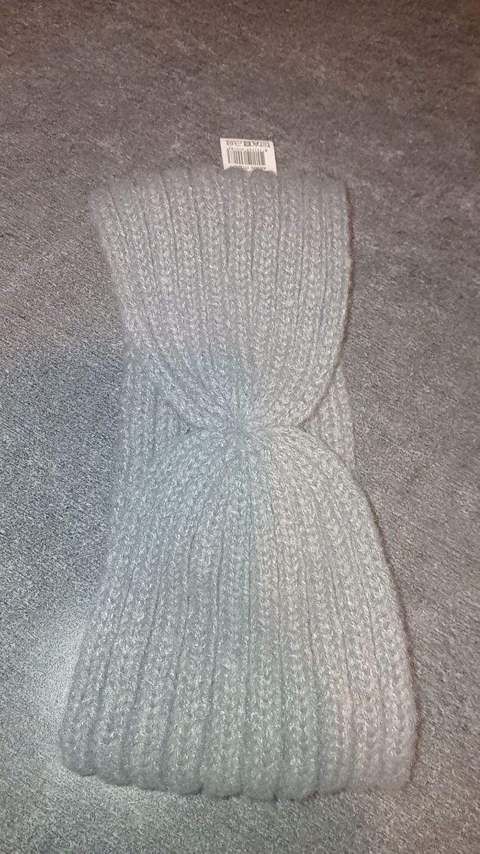 Cache oreilles - photo numéro 5