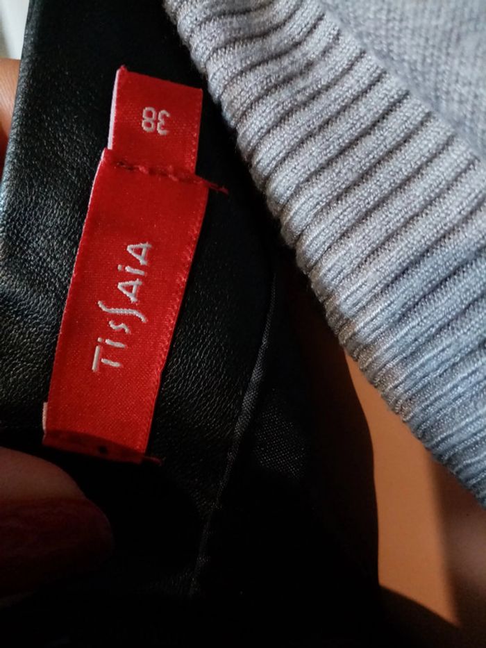 Jupe en cuir taille 38 - photo numéro 9